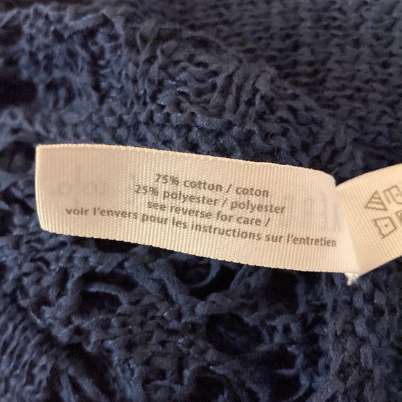 AéRopostale Navy Blue lightweight, crocheted sweater - Picture 4 of 6